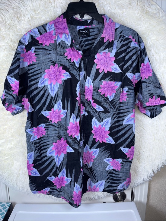 Hurley Other - Hurley Men's Black Short-Sleeve Floral Camp Shirt - Pink Flowers